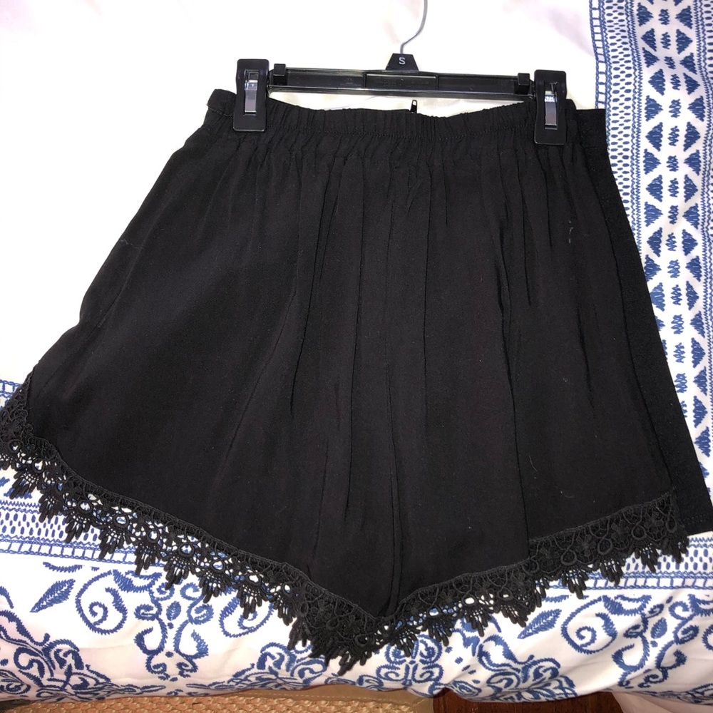 Black flowy lace trim shorts